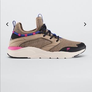 Fabletics - Zuma Hiker Sneaker